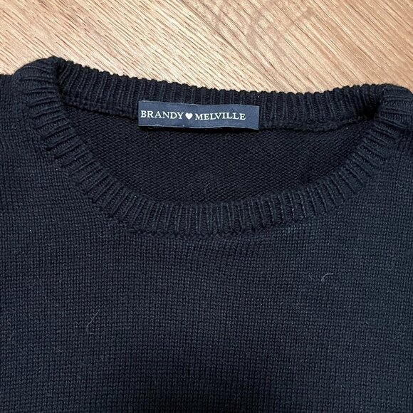 Brandy Melville Rainbow Retro Stripe Black Cotton Sweater - Picture 3 of 3